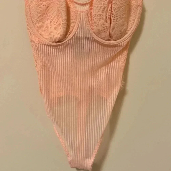 V. Secret  DREAM ANGELS floral lace & stripe teddy BODYSUIT mesh sheer Size 32C - Picture 8 of 11